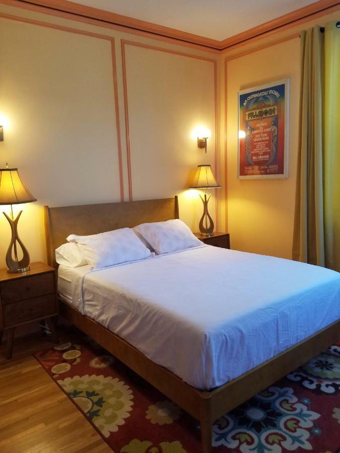 The York Chester Inn 가스토이나 외부 사진