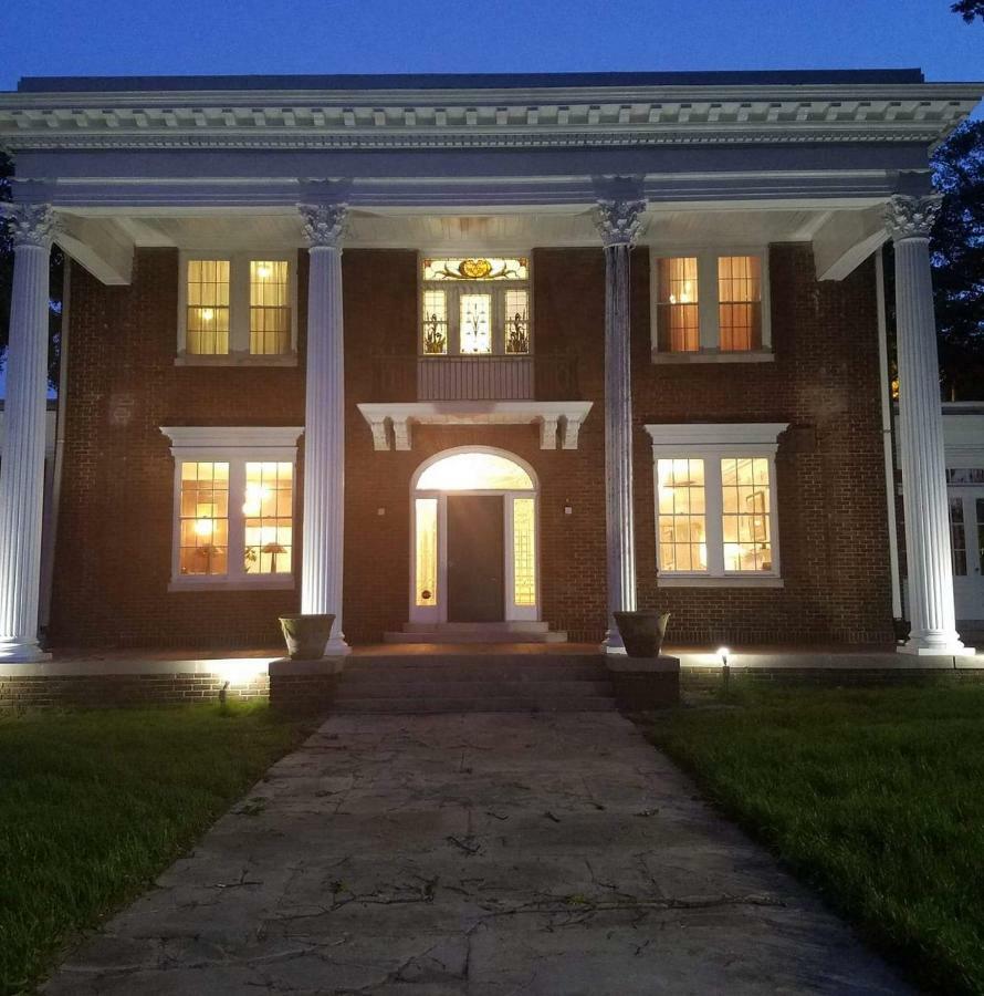 The York Chester Inn 가스토이나 외부 사진
