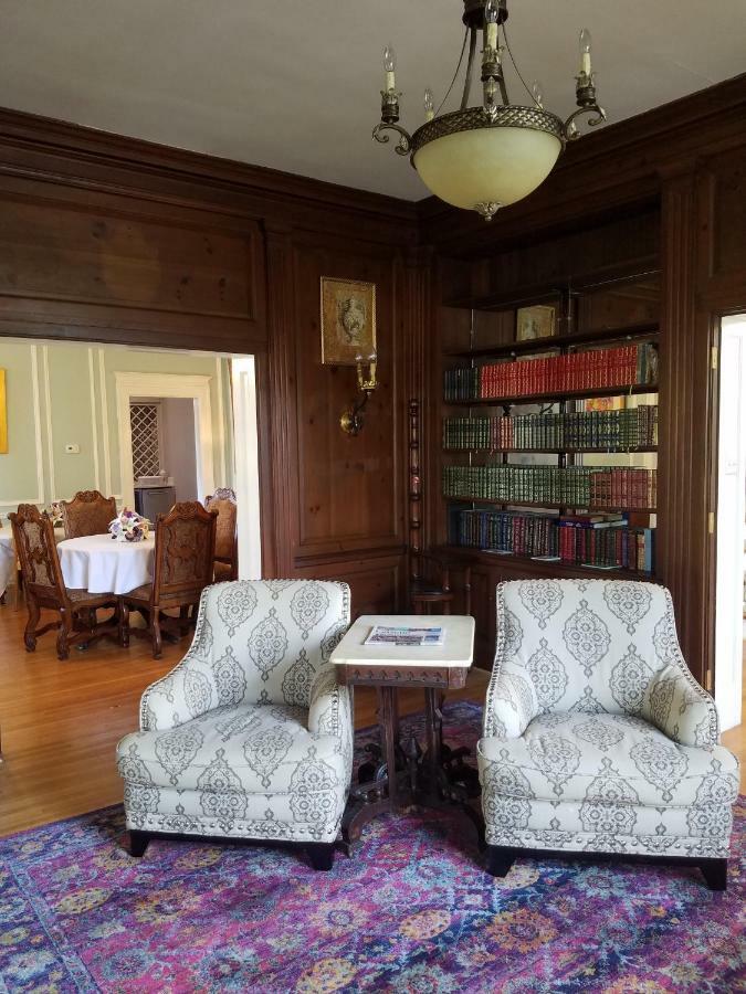 The York Chester Inn 가스토이나 외부 사진