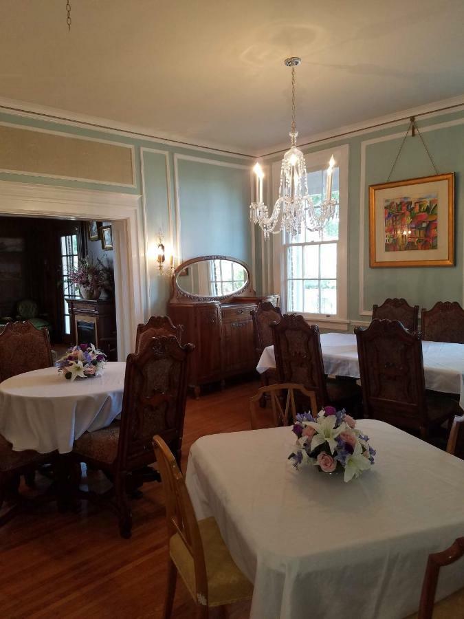 The York Chester Inn 가스토이나 외부 사진