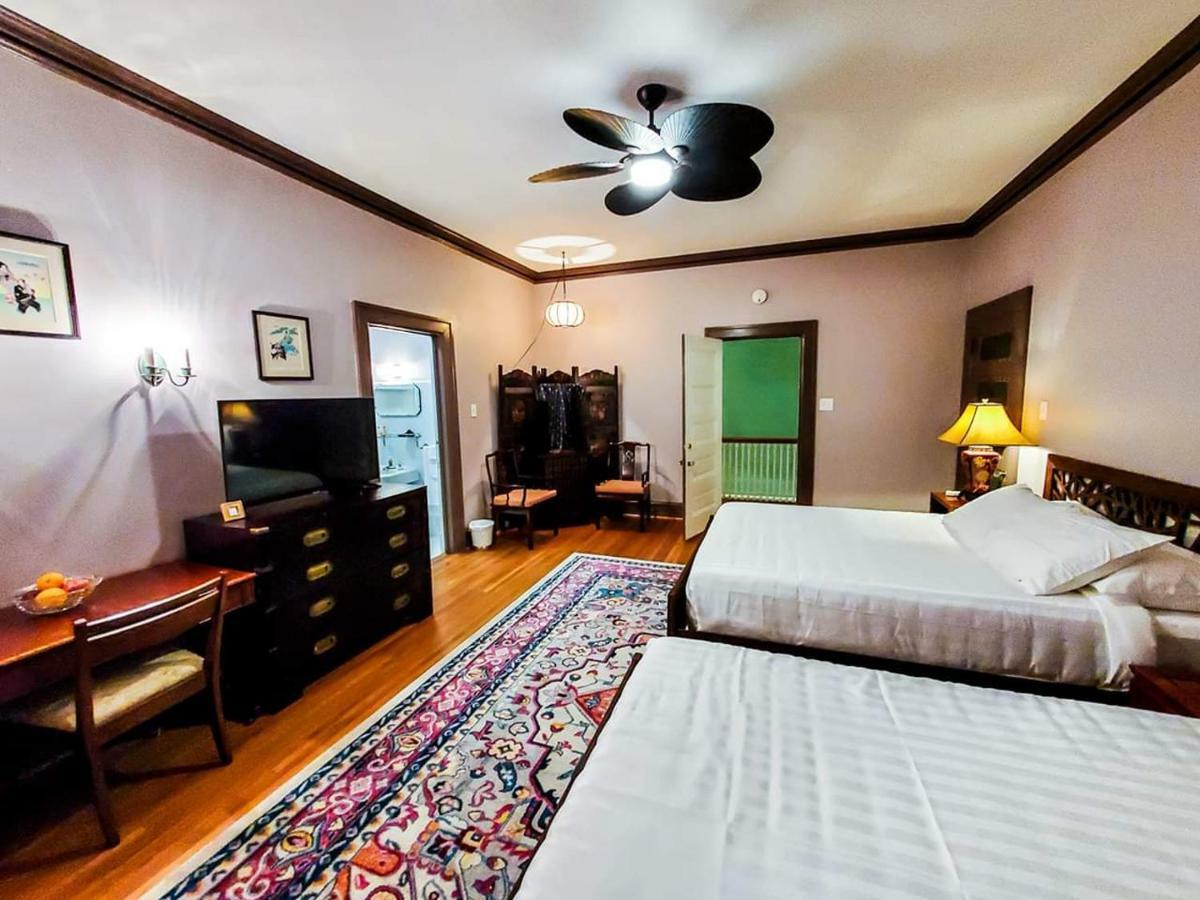 The York Chester Inn 가스토이나 외부 사진